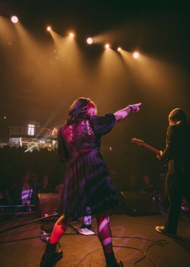 Sydney pointing at the aggie