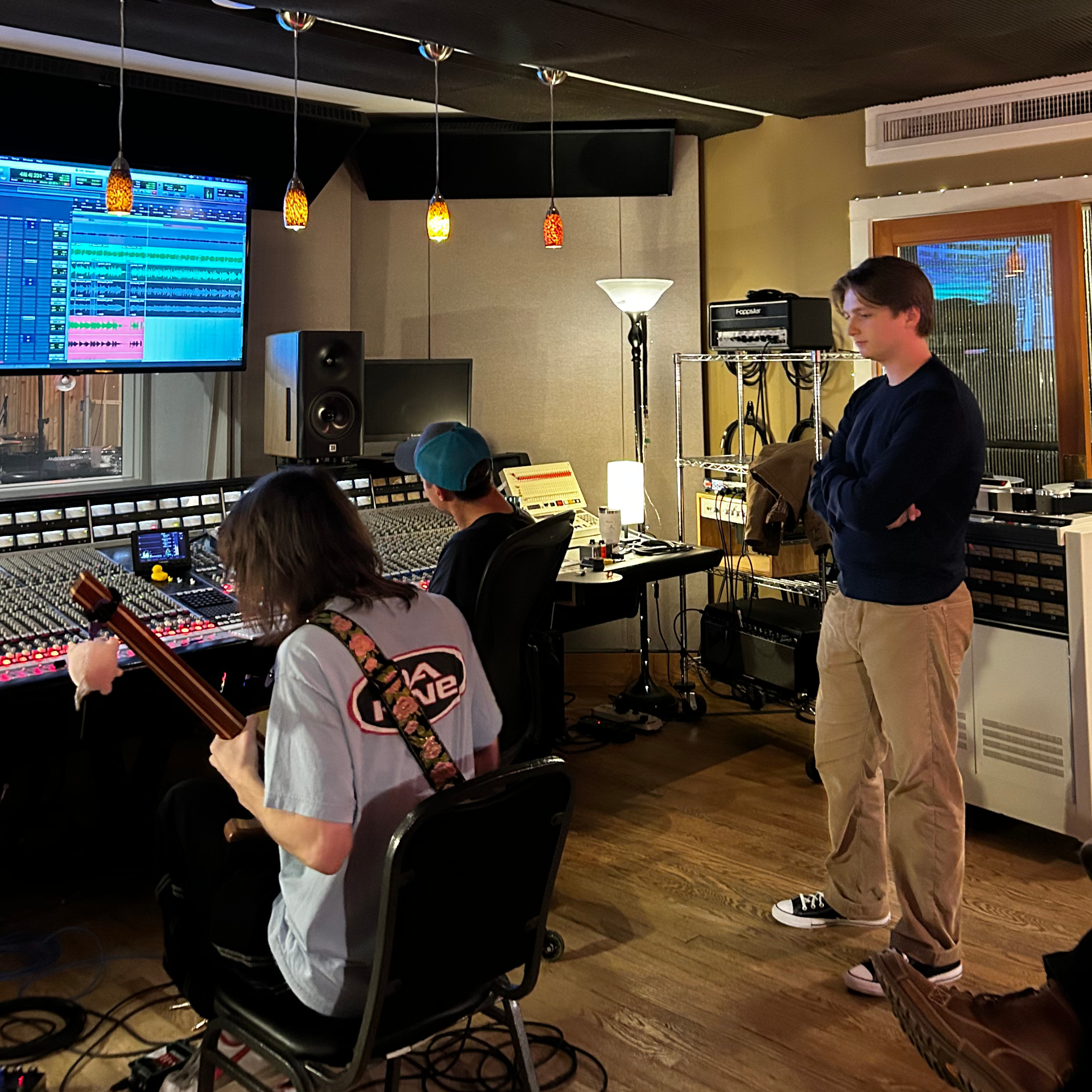 in the studio square (1)